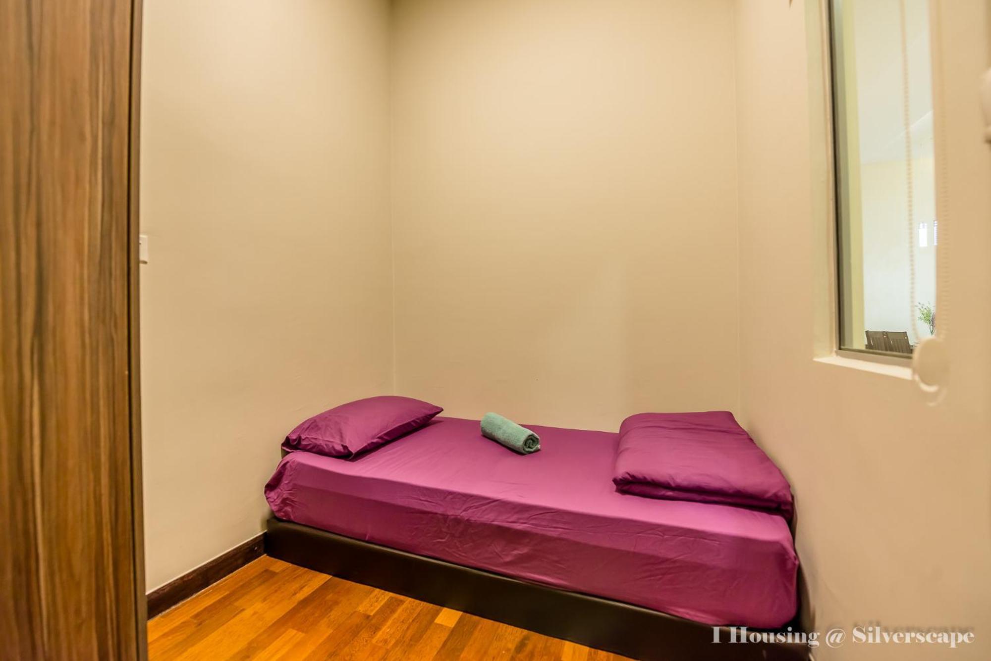 Apartment Silverscape Premium By I Housing