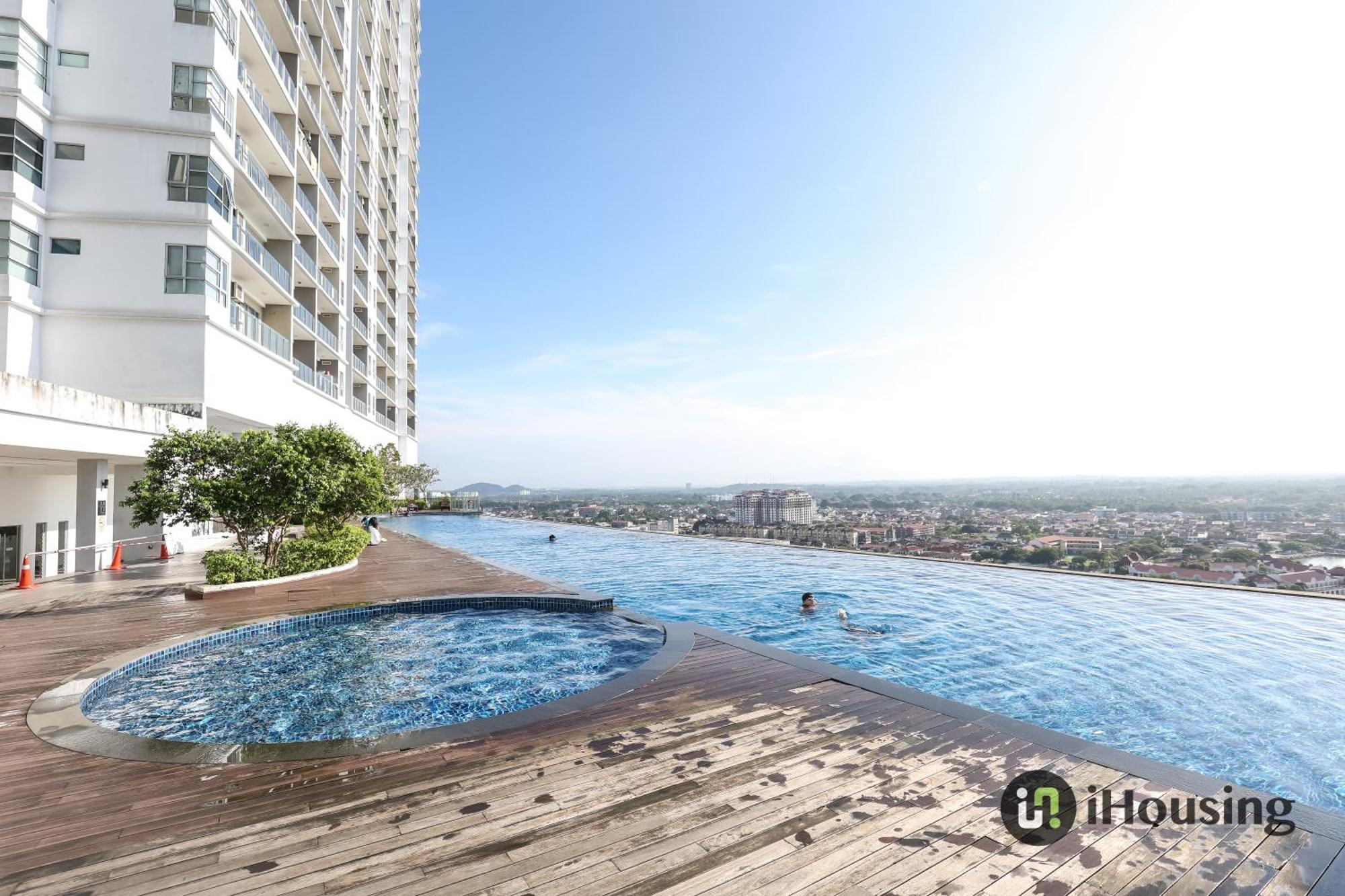 Silverscape Premium By I Housing