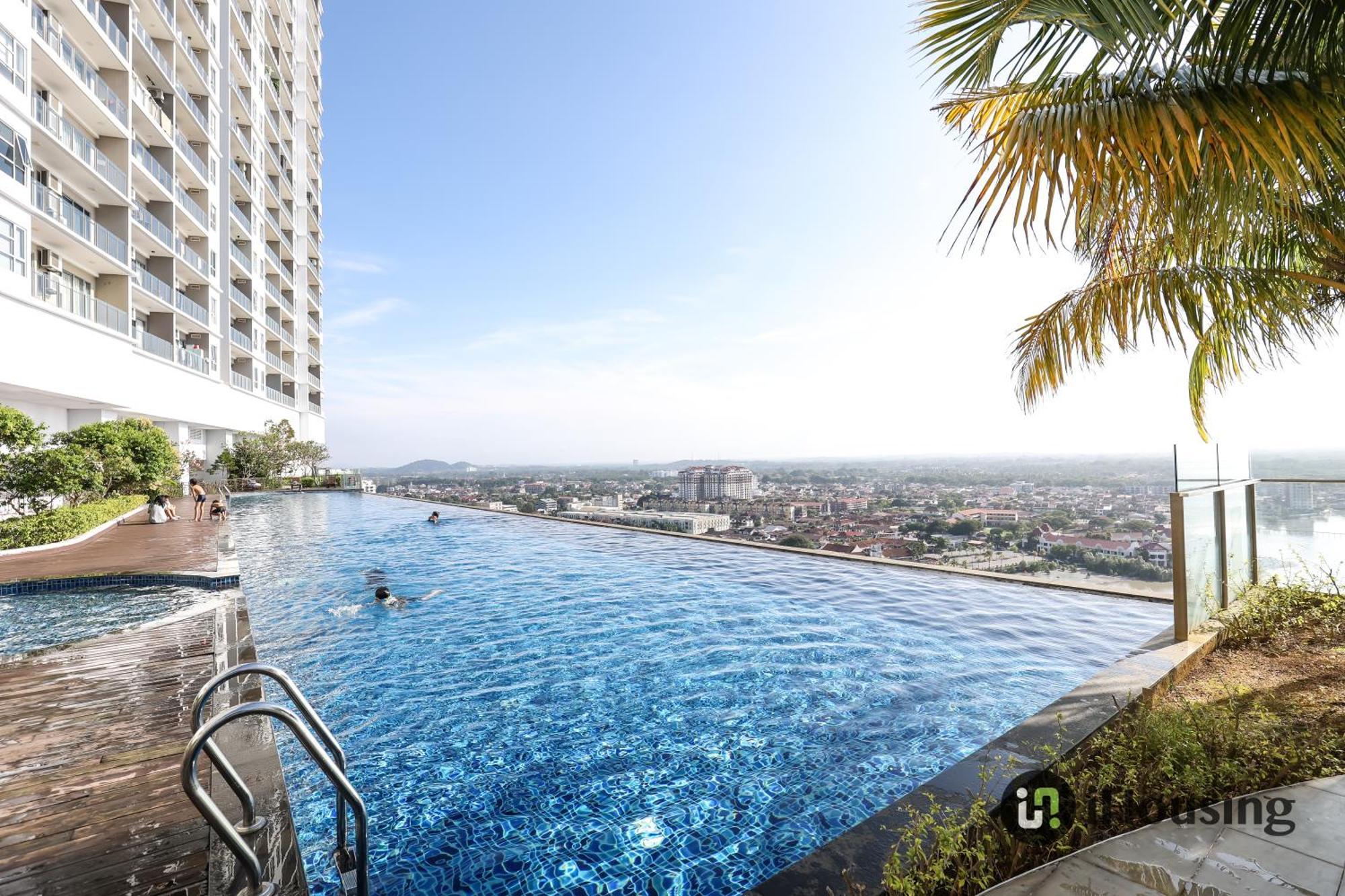 Silverscape Premium By I Housing