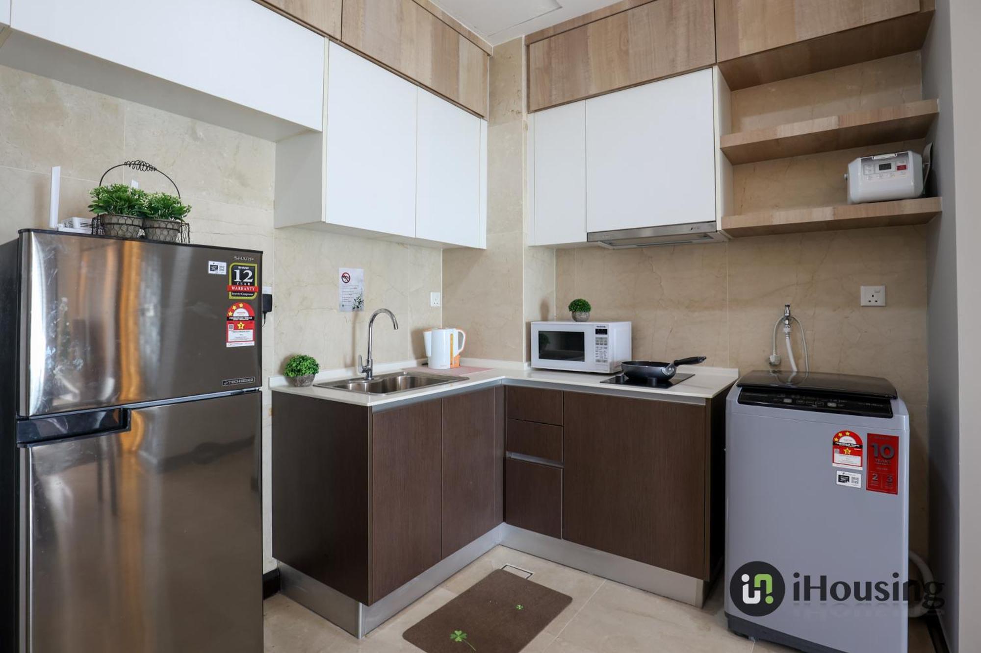 Silverscape Premium By I Housing