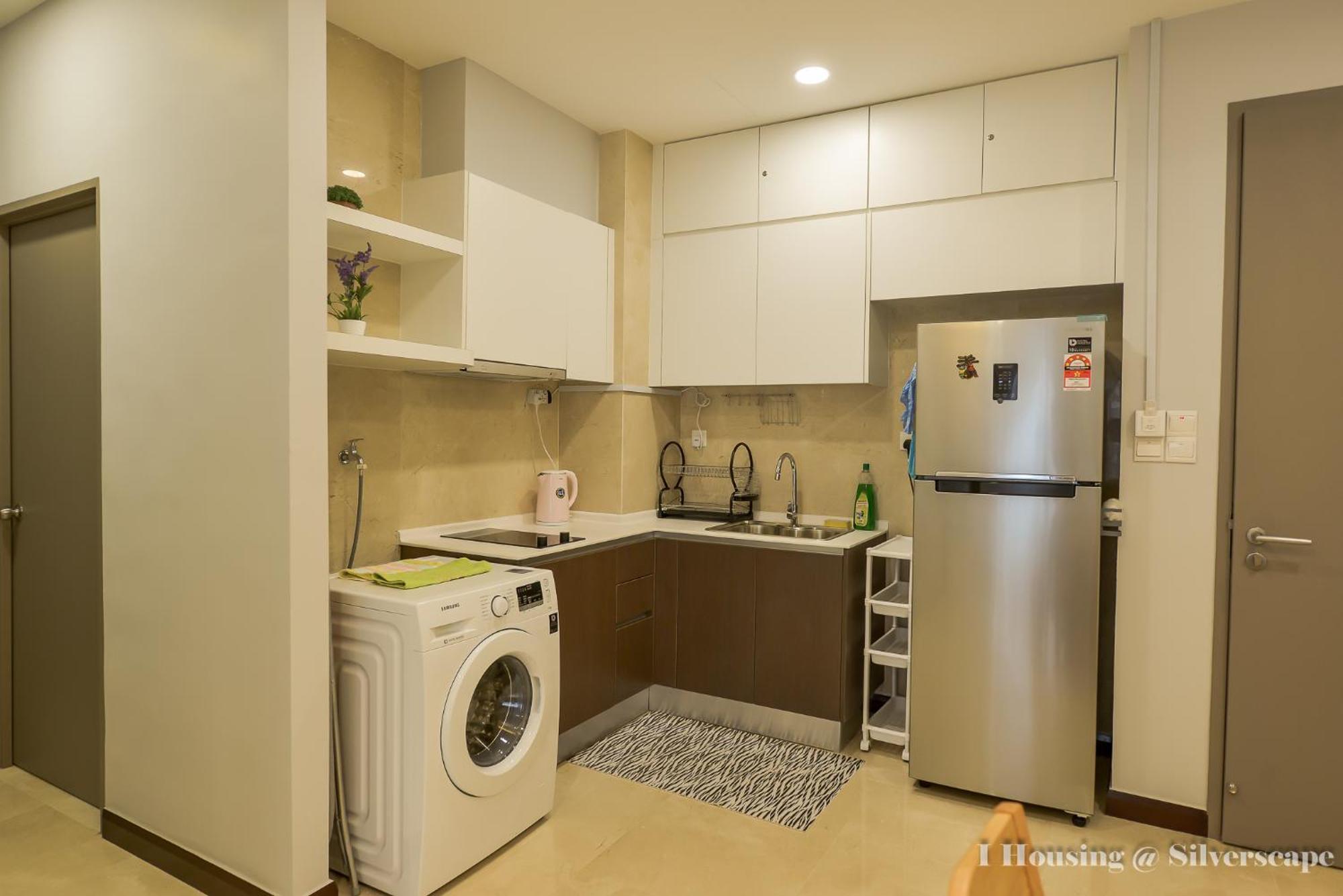 Apartment Silverscape Premium By I Housing