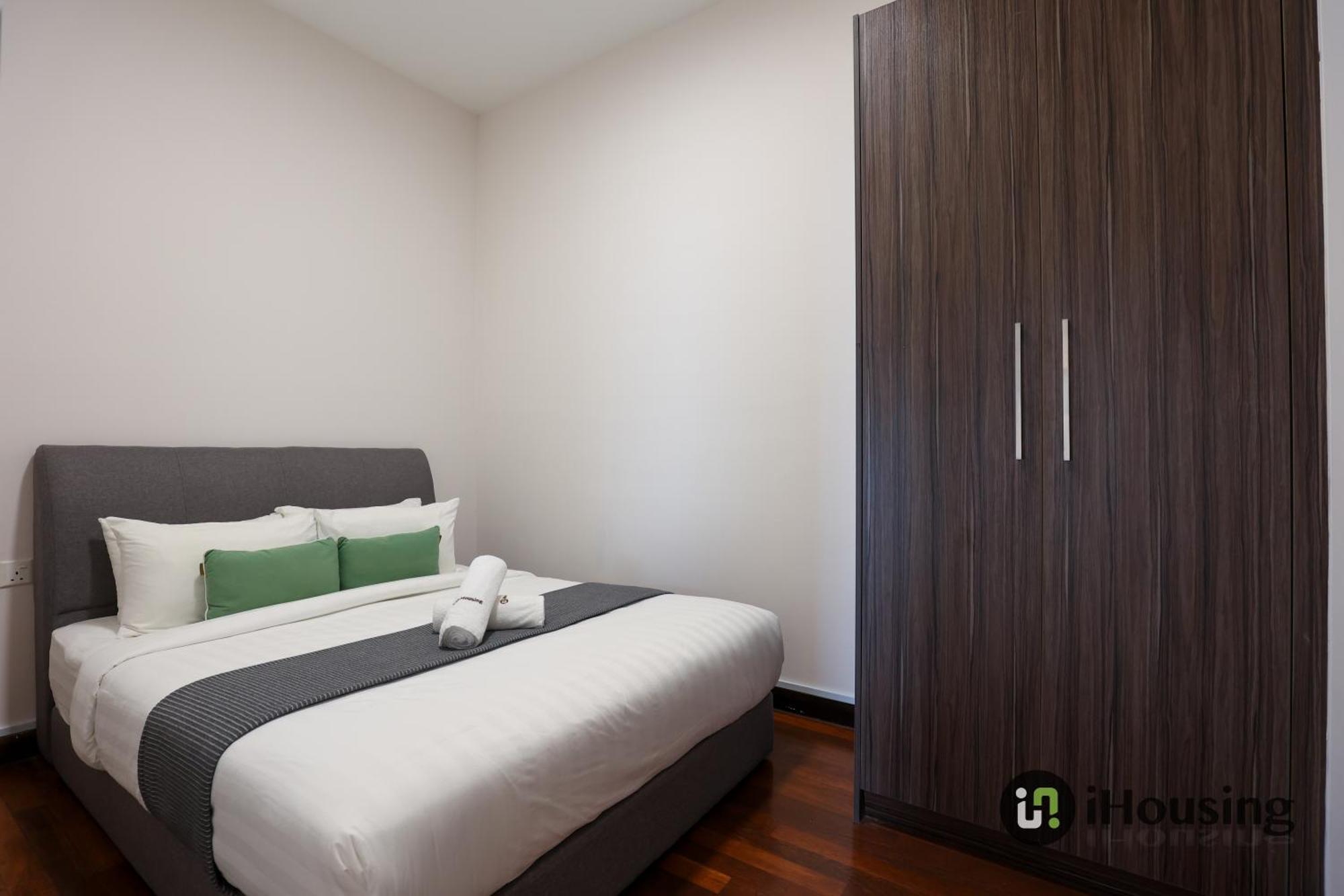 Apartment Silverscape Premium By I Housing *