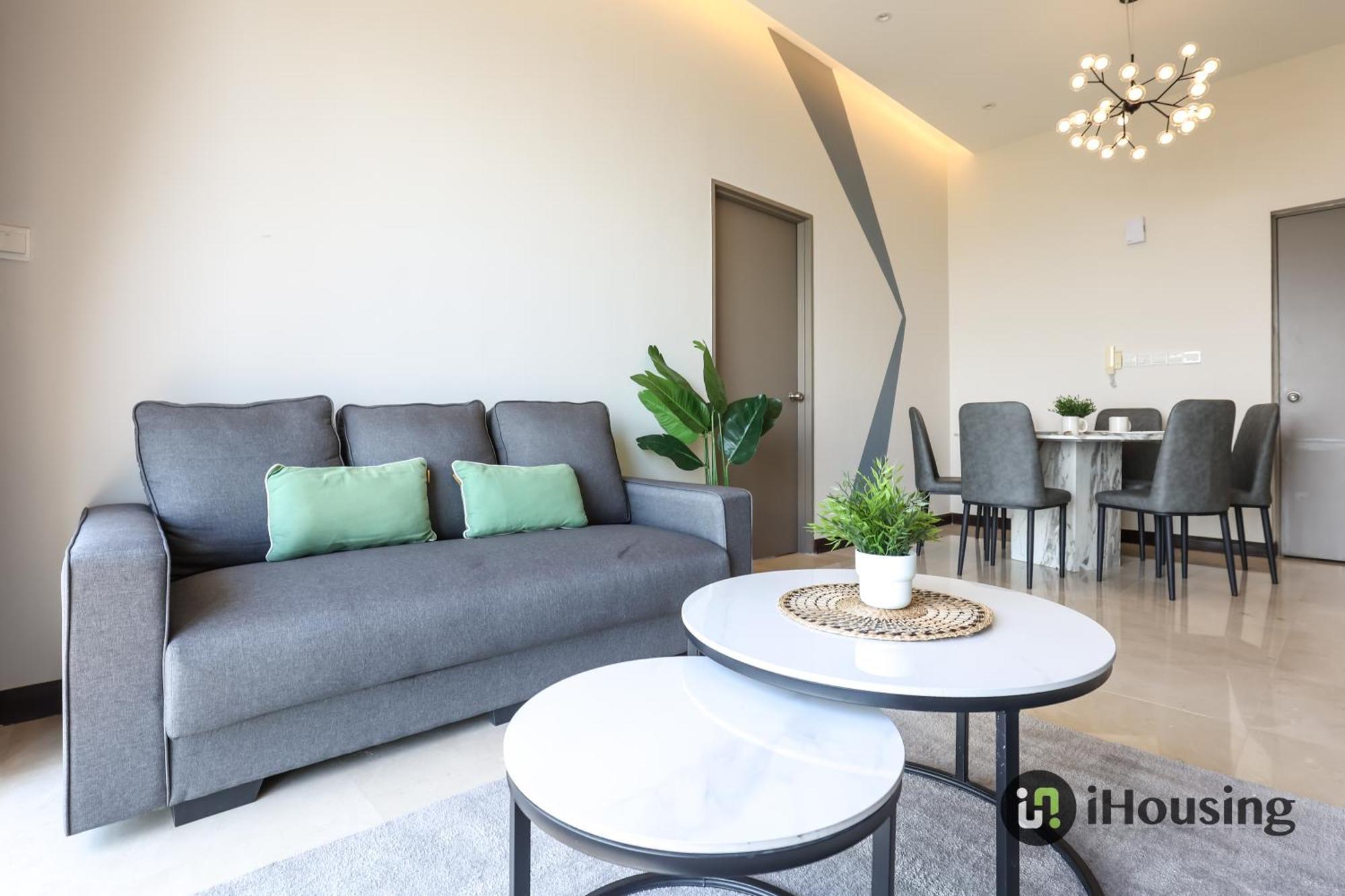 Silverscape Premium By I Housing *